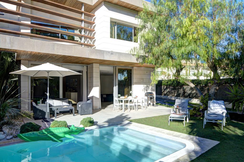 Villa Tarantino Sitges Eksteriør billede